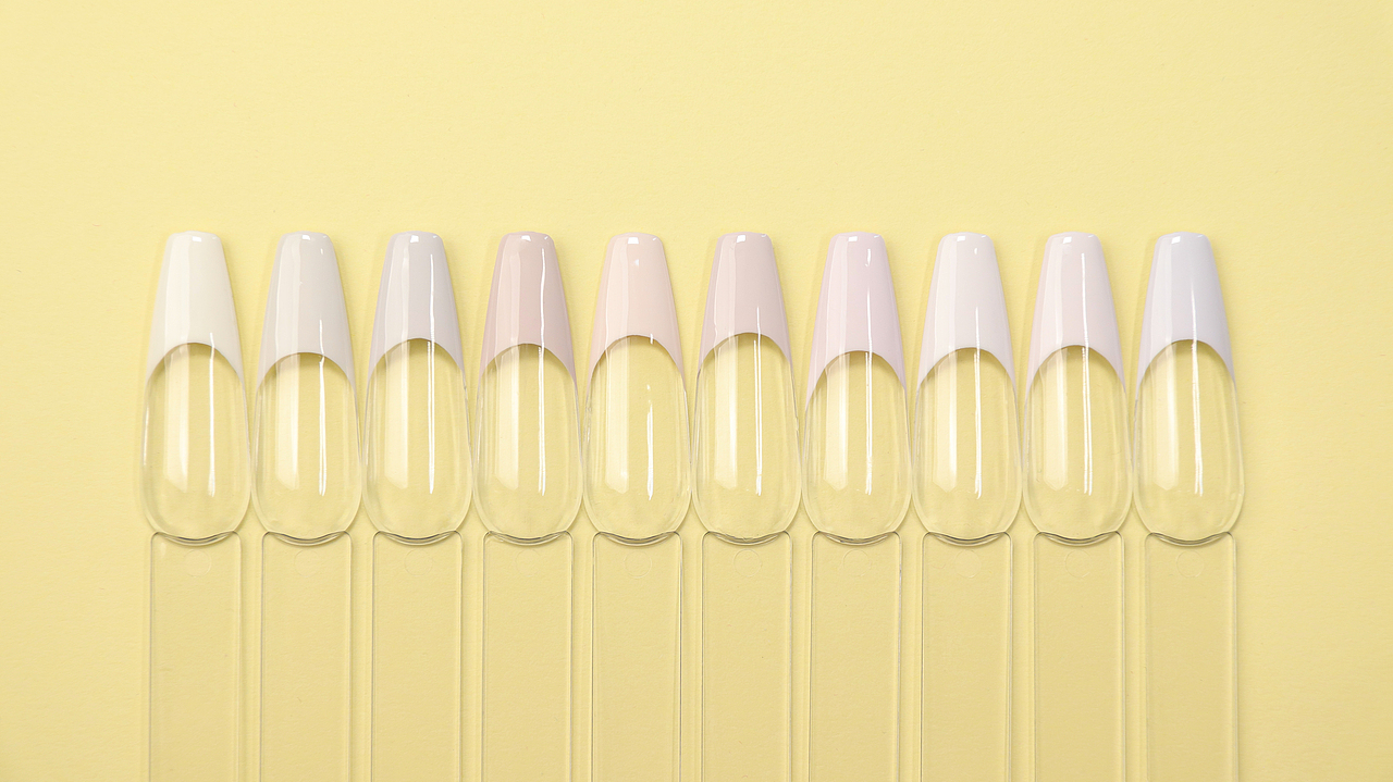 白色甲油胶（图ZMzk5NDM5NTky） - 产品摄影 - 站酷设计师縋星星的人原创素材 - 站酷ZCOOL