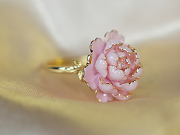 小花匠牡丹瓷饰品详情