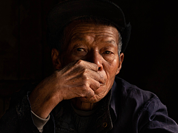 原来除了节假日村里都是老人。