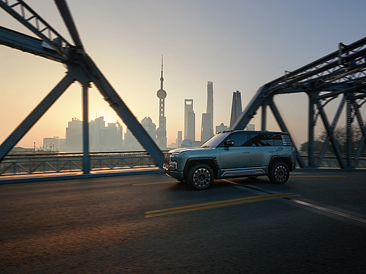 比亚迪汽车-仰望U8