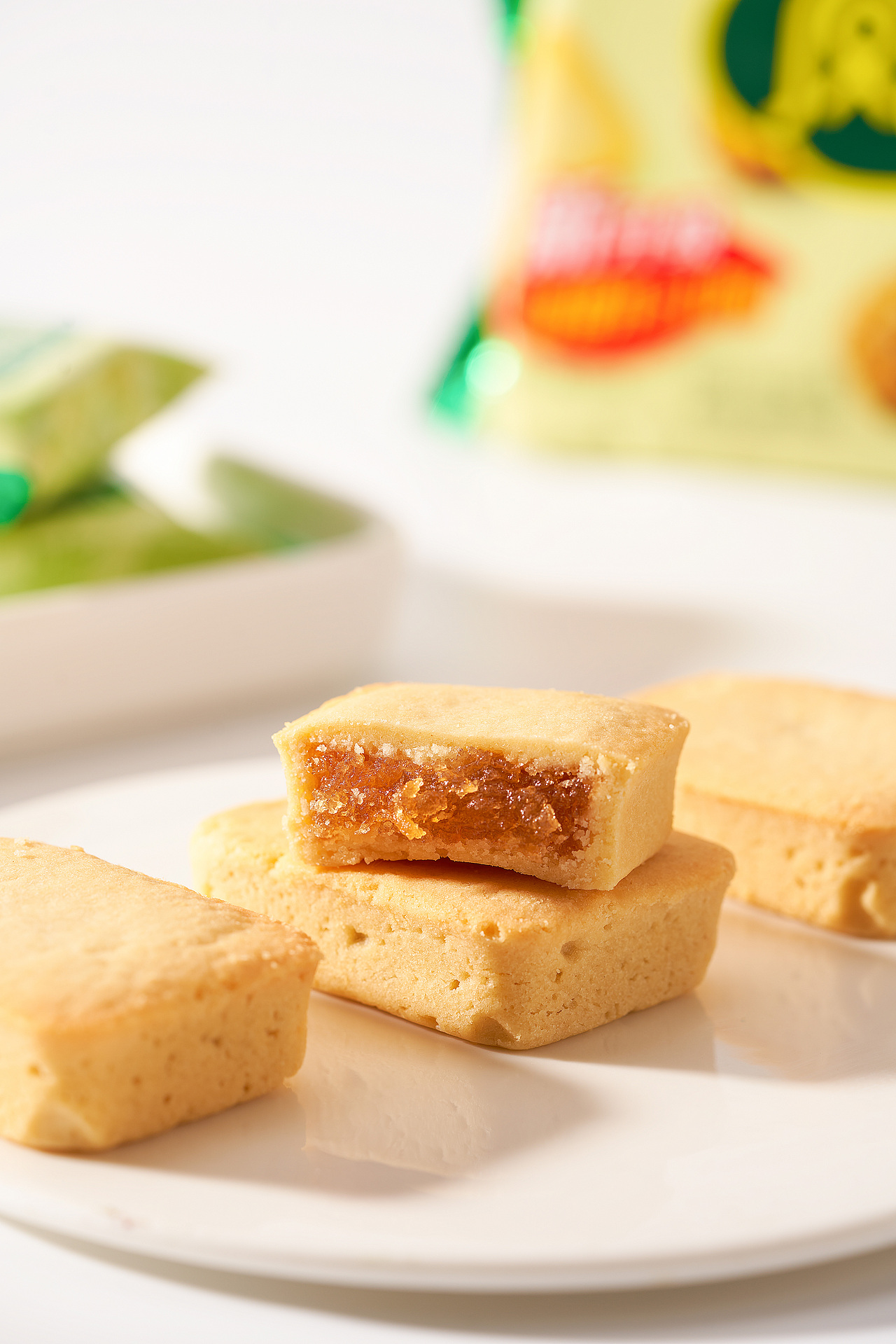 凤梨酥-徐福记（图ZMzk5NTY1MjQ0） - 产品摄影 - 站酷设计师双排大虾子原创素材 - 站酷ZCOOL