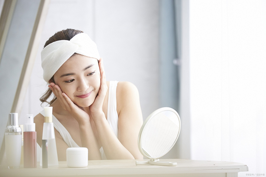 2025年敏感肌洗面奶长效使用报告：12周跟踪测试验证的温和清洁与舒缓修护效果