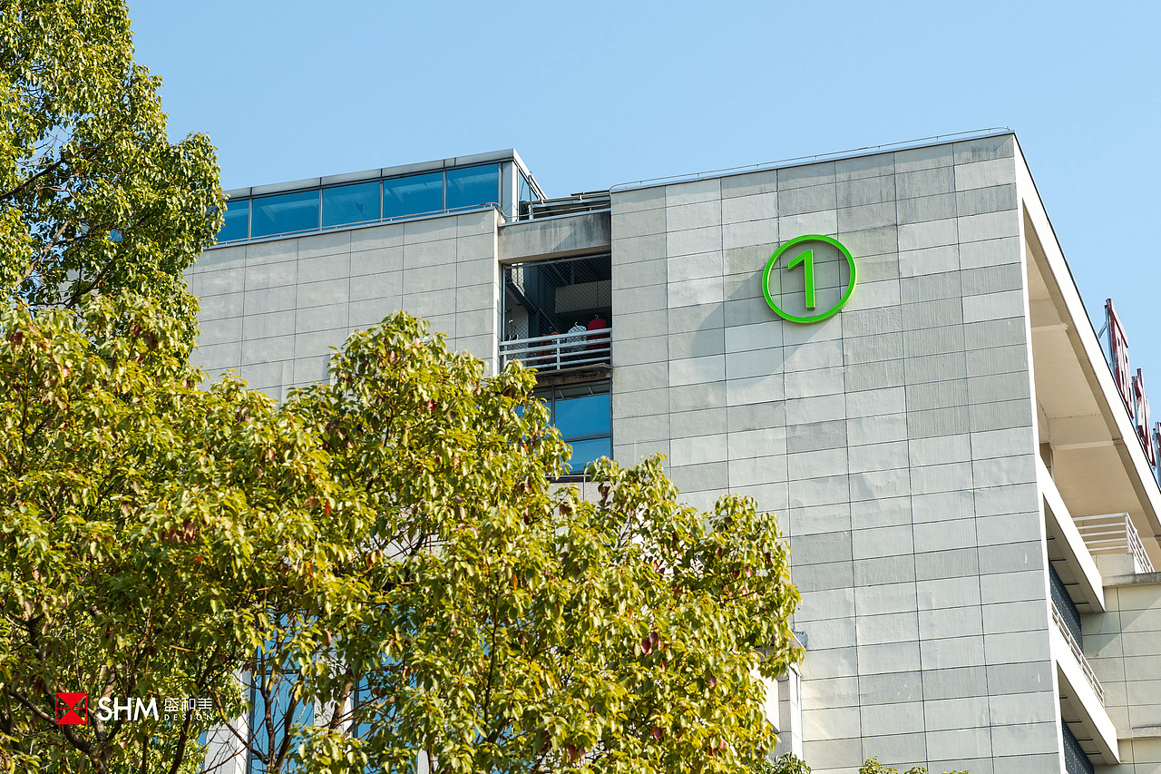 丽水市第二人民医院导视设计 | 构建生命疗愈美学