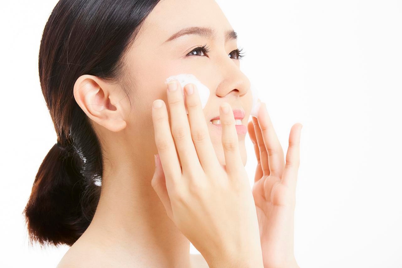 换季干燥救星！这10款平价补水面膜实测，学生党闭眼入不踩雷