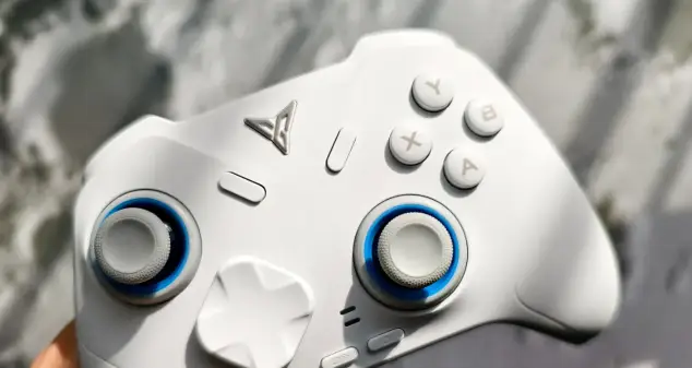 游戏手柄哪个牌子好?精选十款王牌手柄,从入门到精英一站搞定! 