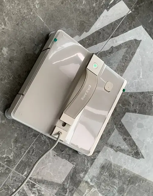 智能擦窗机器人哪个牌子好？高性价比擦窗机器人（图ZMzk5NjAzODUy） - 生活用品 - 站酷设计师番茄一号pro原创素材 - 站酷ZCOOL