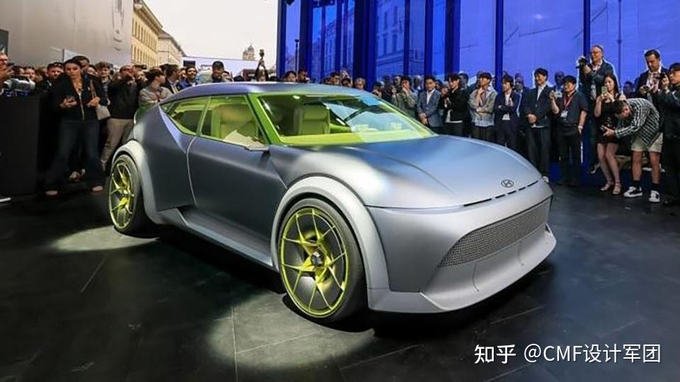 现代Concept Three概念车发布，内饰应用泡沫铝，CMF设计欣赏（图ZMTUzMTM0NDg=） - 资讯 - 站酷设计师CMF设计军团原创素材 - 站酷ZCOOL