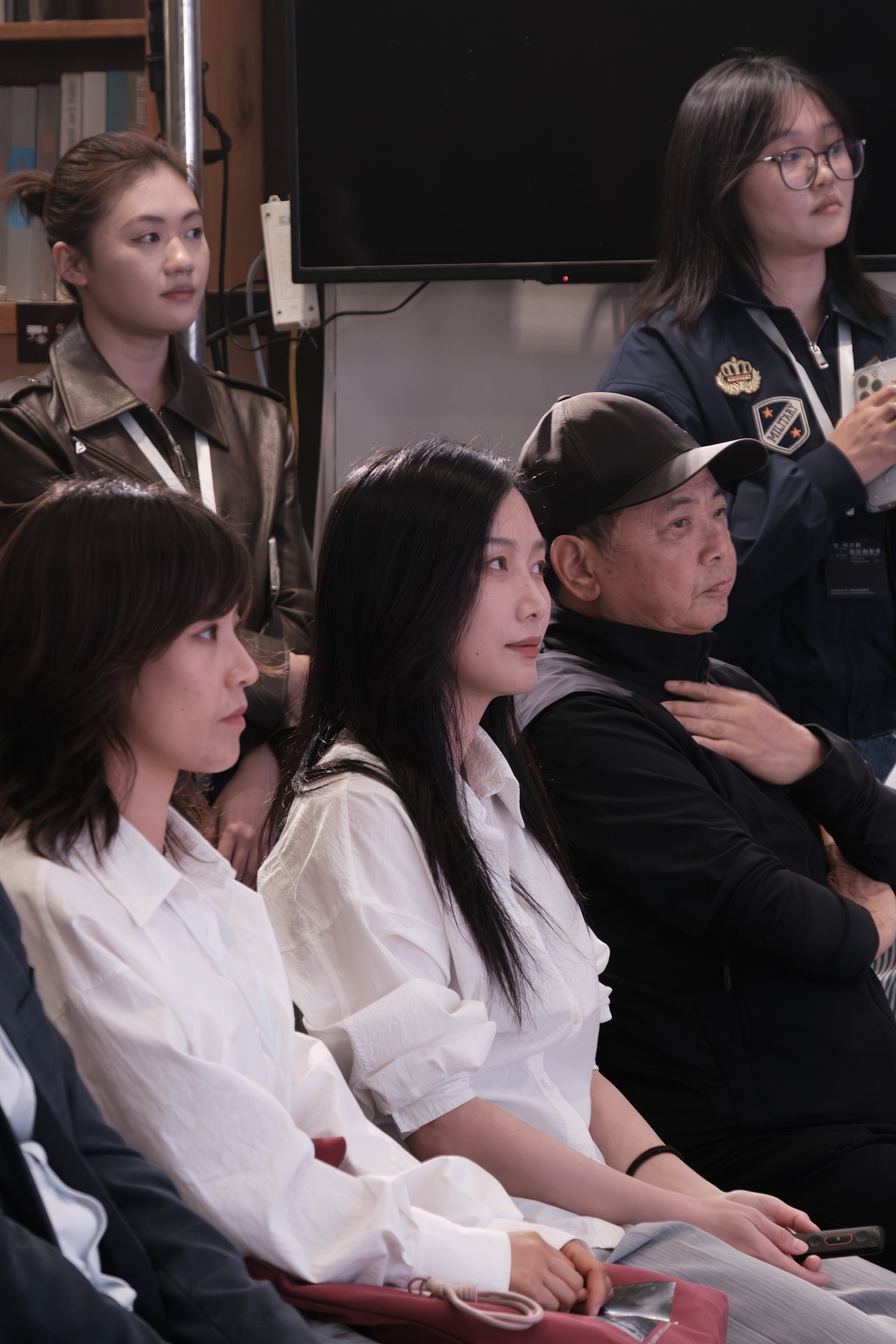 𝑶𝒑𝒆𝒏𝒊𝒏𝒈 𝑾𝒆𝒆𝒌.