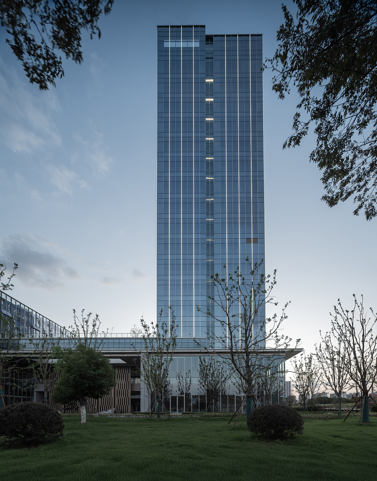 卓品智能科技无锡总部大楼（图ZMzk5NzI3MTc2） - 环境/建筑摄影 - 站酷设计师景雄建筑摄影原创素材 - 站酷ZCOOL