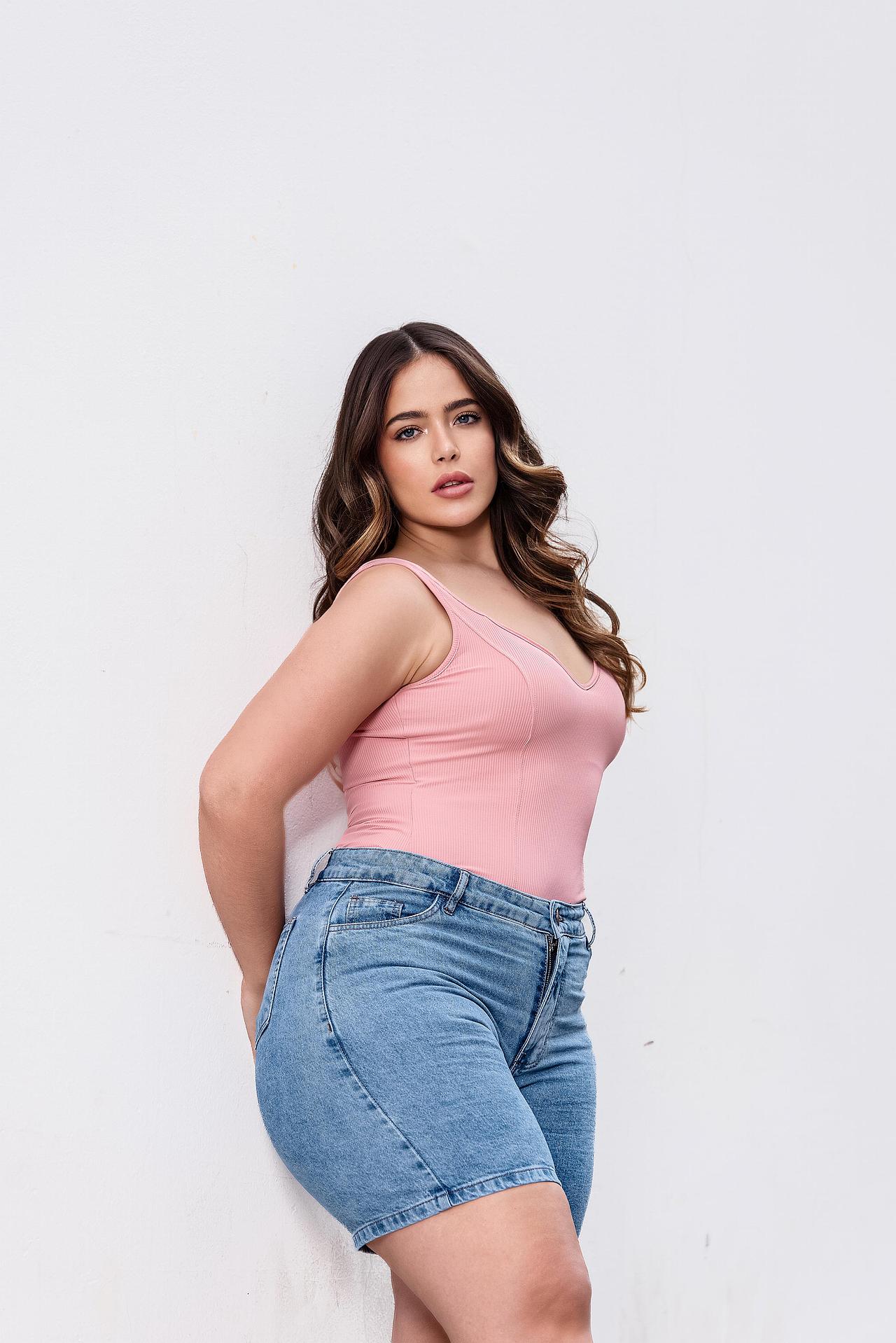 外籍模特 大码模特 外贸模特 地中海风情 服装 时尚（图ZMzk5NzQ1NDAw） - 人像摄影 - 站酷设计师优思模特Melo原创素材 - 站酷ZCOOL