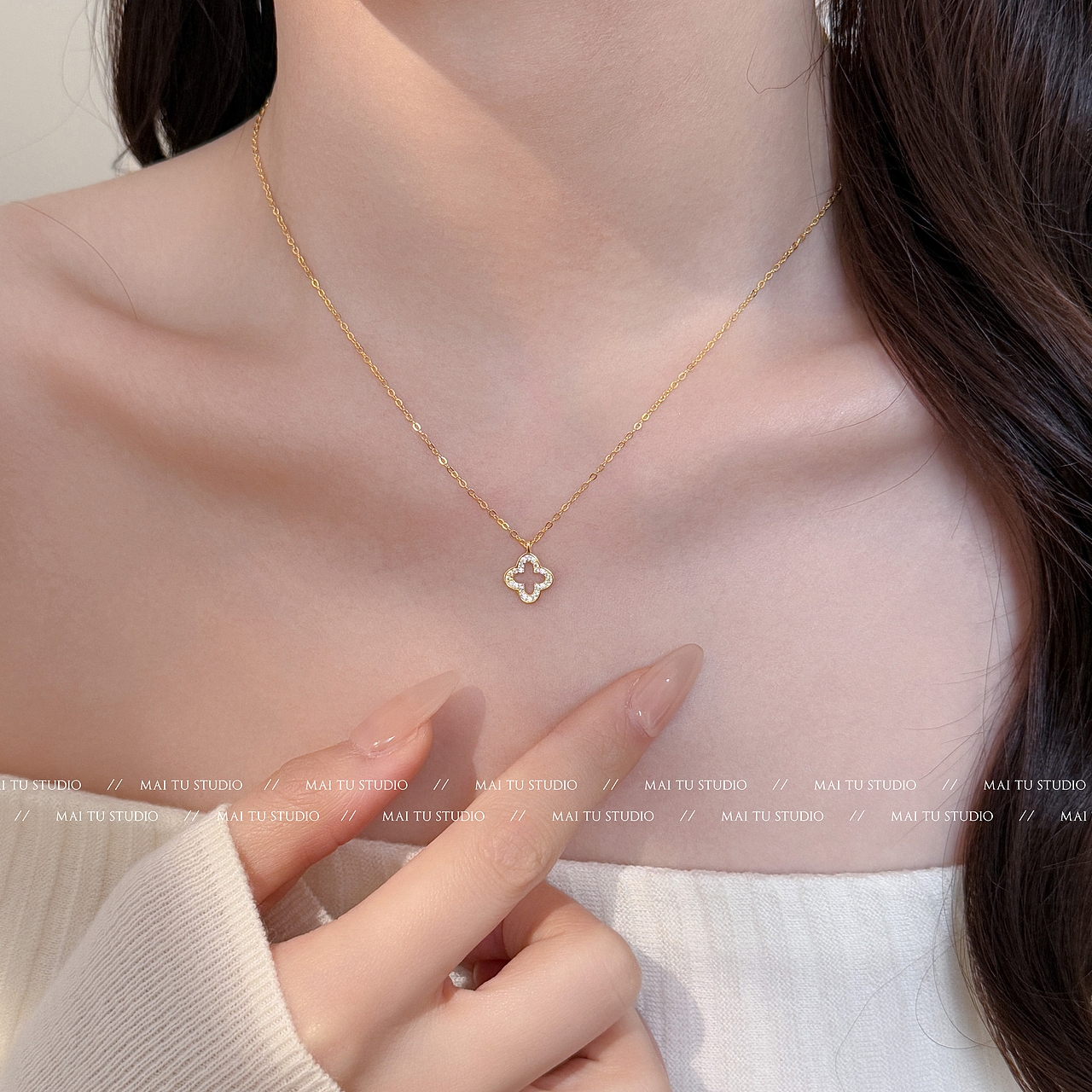 ins饰品丨网红风丨网感首饰丨戒指丨项链丨麦图摄影丨（图ZMzk5NzUwMTAw） - 产品摄影 - 站酷设计师麦图商业摄影原创素材 - 站酷ZCOOL