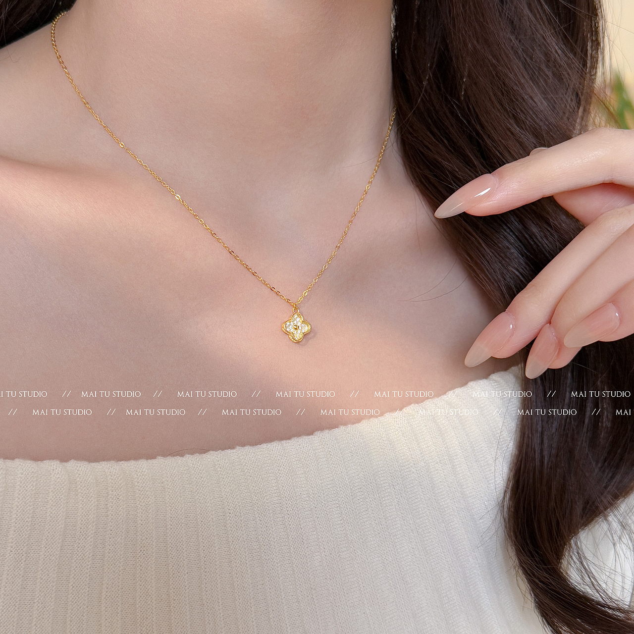 ins饰品丨网红风丨网感首饰丨戒指丨项链丨麦图摄影丨（图ZMzk5NzUwMDc2） - 产品摄影 - 站酷设计师麦图商业摄影原创素材 - 站酷ZCOOL