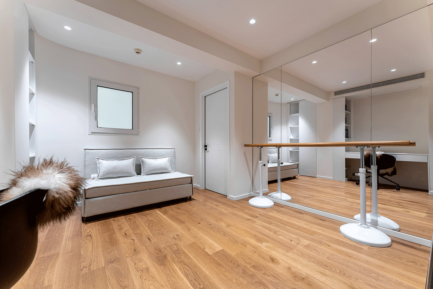 180㎡简约大平层，大横厅布局满足四口人的全部幻想（图ZMzk5NzUyMDUy） - 家装设计 - 站酷设计师久栖设计原创素材 - 站酷ZCOOL