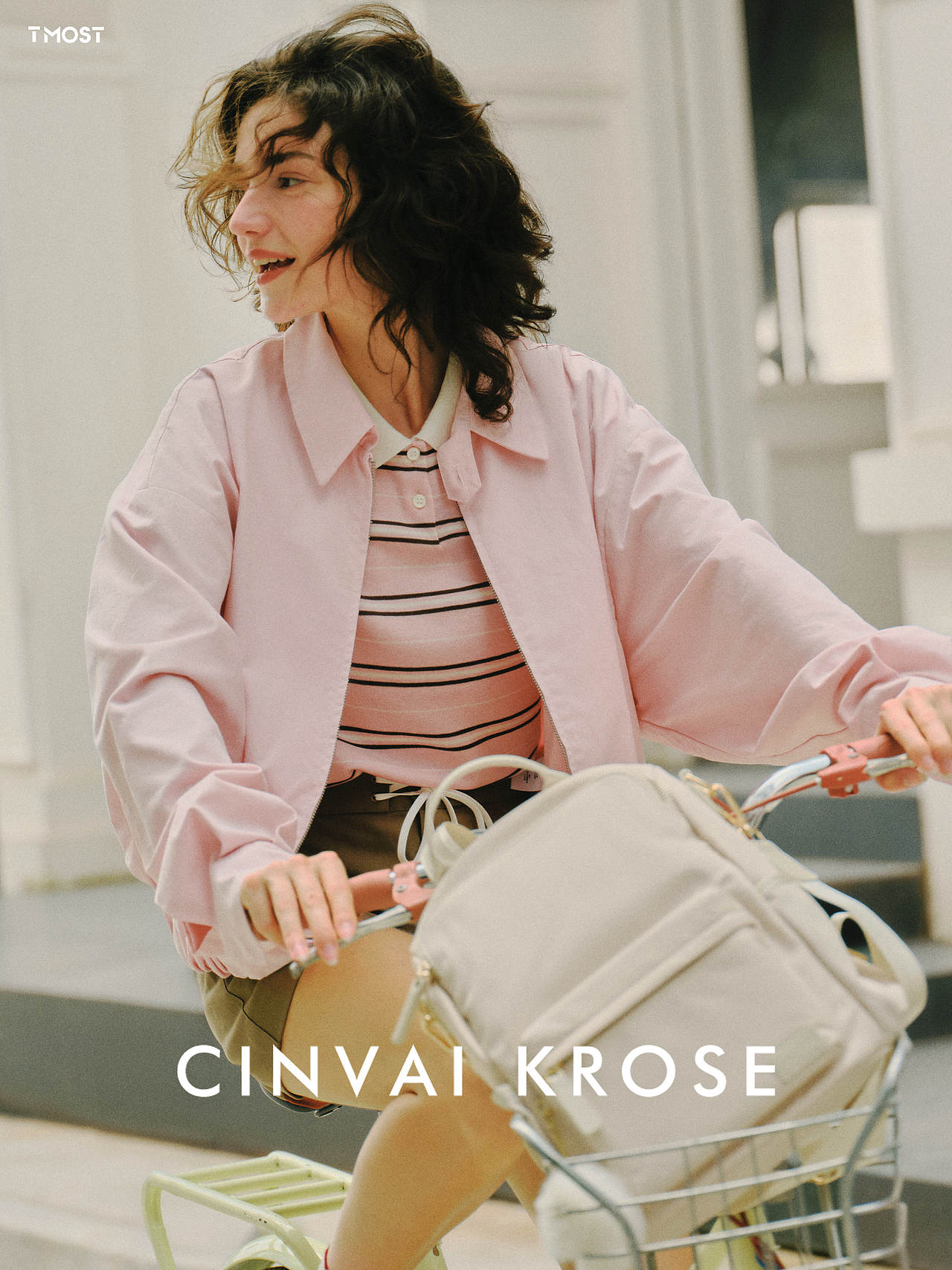 商业摄影｜一组自由松弛女包形象大片分享