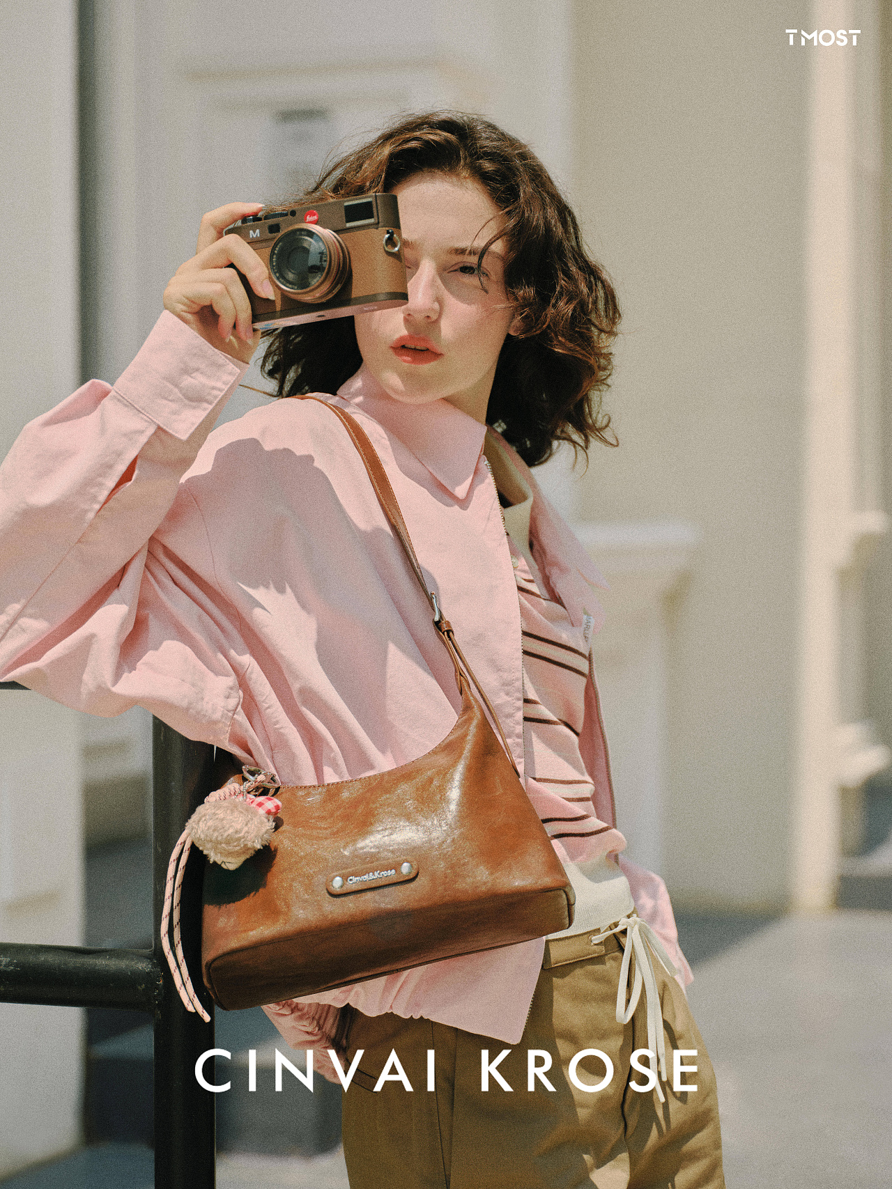 商业摄影｜一组自由松弛女包形象大片分享