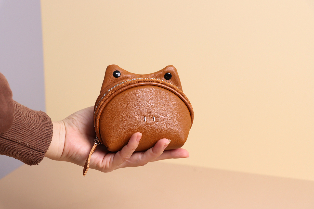 皮质感卡通零钱包实拍系列（图ZMzk5ODYxMDgw） - 其他平面 - 站酷设计师夜星者原创素材 - 站酷ZCOOL