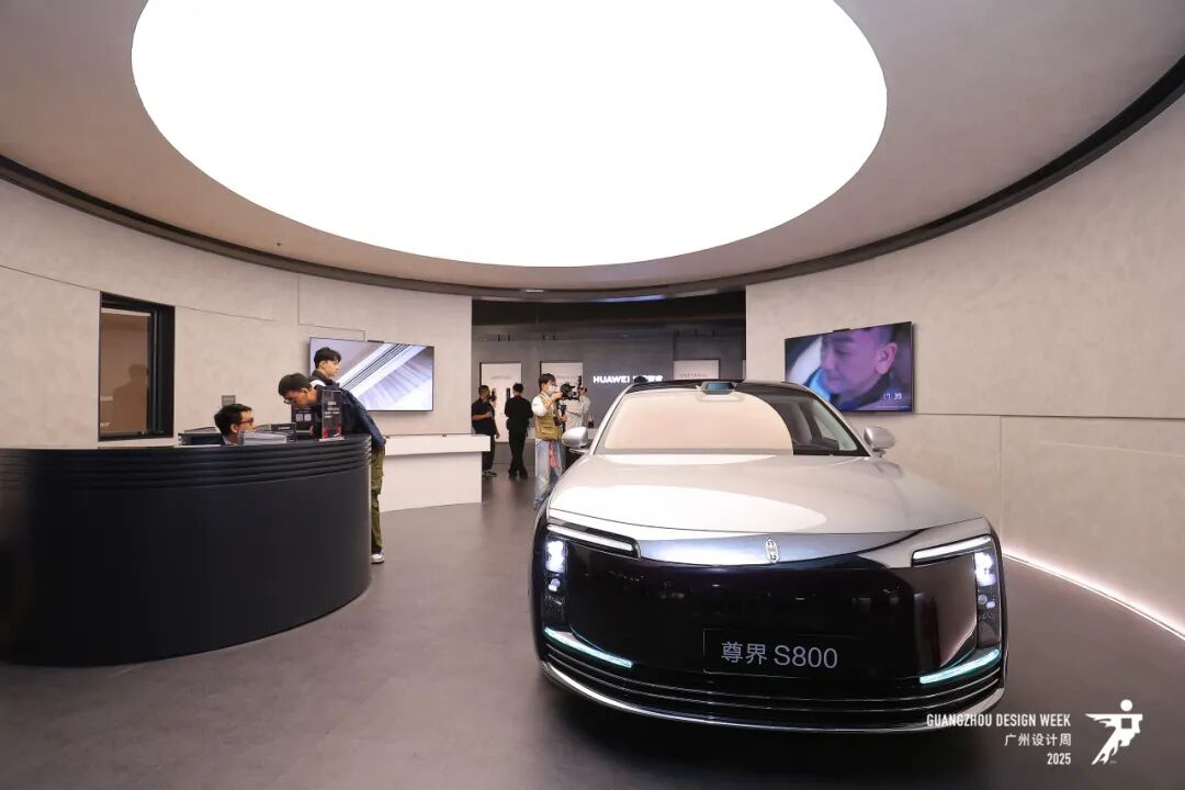 亲爱×开幕 | 2025广州设计周，全案时代全面开启，以“亲爱”思维引领产业升级（图ZMTUzMjM1MzY=） - 资讯 - 站酷设计师站酷资讯原创素材 - 站酷ZCOOL