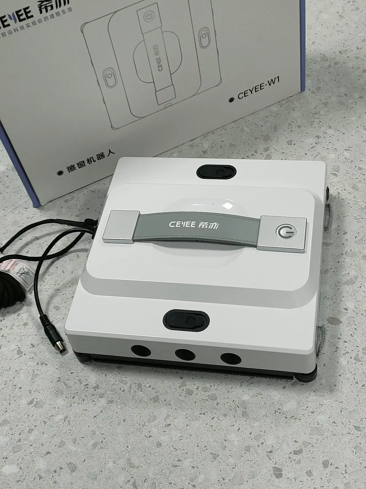 最新擦窗机器人哪个牌子好?2025 擦窗机器人选购攻略