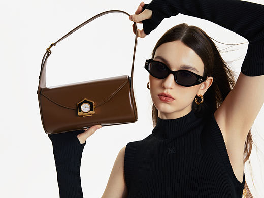 商业摄影｜女包拍摄｜包包拍摄｜单肩斜挎包拍摄