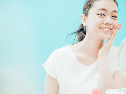 2025男士洗面奶深度指南:从氨基酸到皂基,全面解析成分优劣,避免选购误区