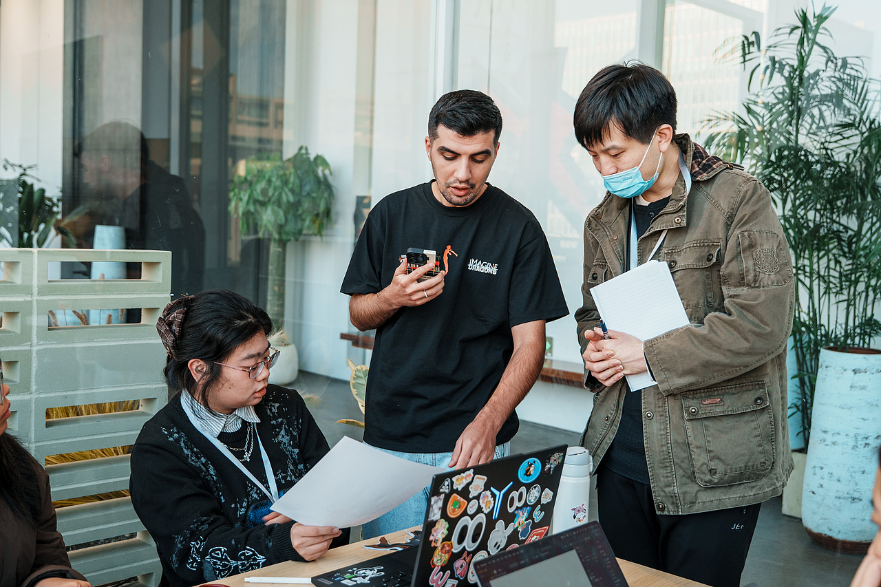 论坛&工作坊回顾｜869D-School x 西亚国际设计论坛（图ZMzk5OTc4MDQ0） - 海报 - 站酷设计师869杭州原创素材 - 站酷ZCOOL