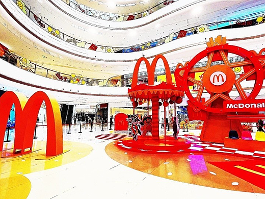 商场快闪|麦当劳线下快闪活动美陈设计-肆墨设计