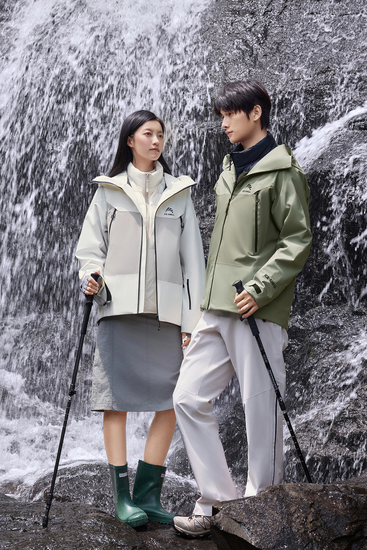 鸭鸭冰壳冲锋衣2025 Campain（图ZMzk5OTk2ODE2） - 人像摄影 - 站酷设计师杭州黑白影像原创素材 - 站酷ZCOOL