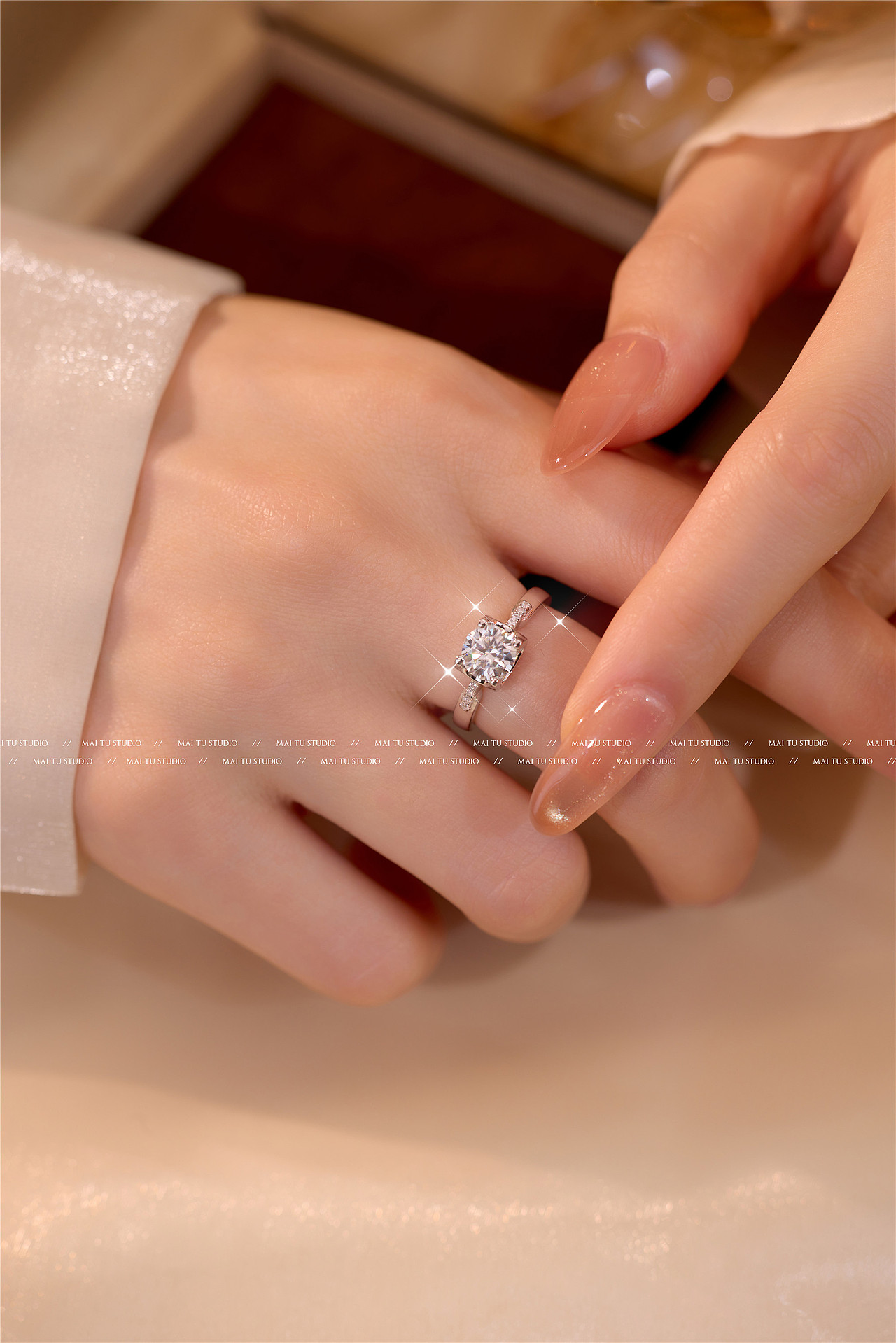 义乌戒指拍摄|珠宝饰品钻戒模特拍摄|莫桑钻饰品摄影|