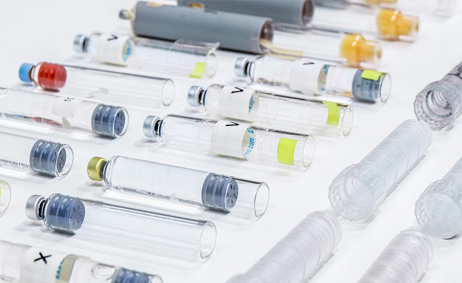 医疗设计新范式：打造可适配多药物的通用型注射笔平台（图ZNDAwMTAxMzg0） - 人机交互 - 站酷设计师英国IDC产品设计原创素材 - 站酷ZCOOL