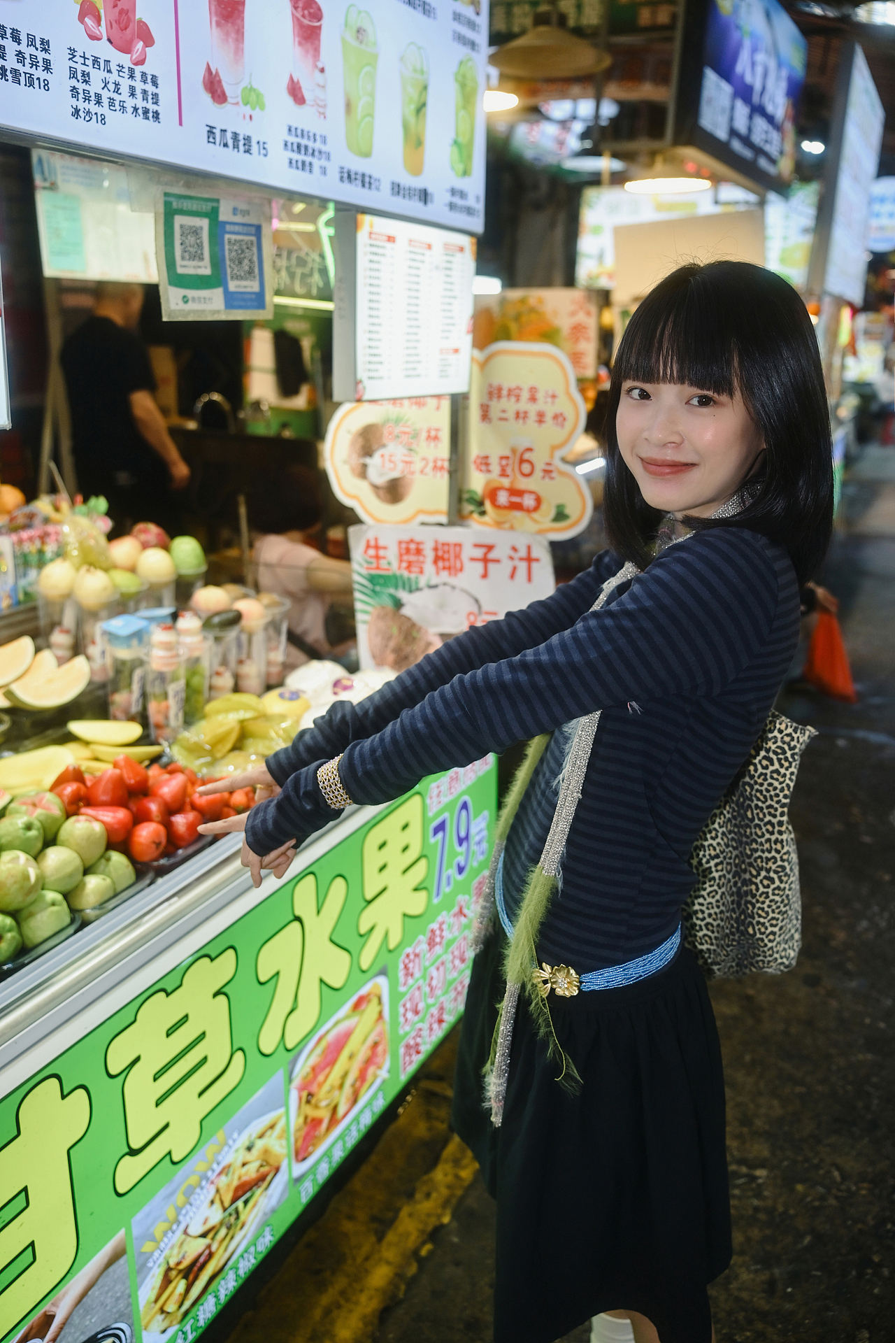 厦门的街道（图ZNDAwMTQyNjM2） - 人像摄影 - 站酷设计师张基展原创素材 - 站酷ZCOOL