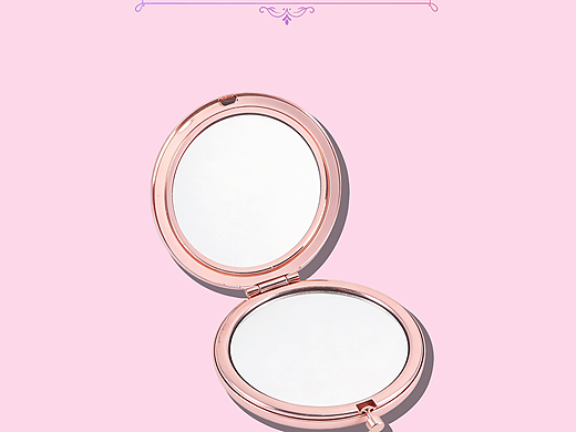 临摹化妆镜海报设计