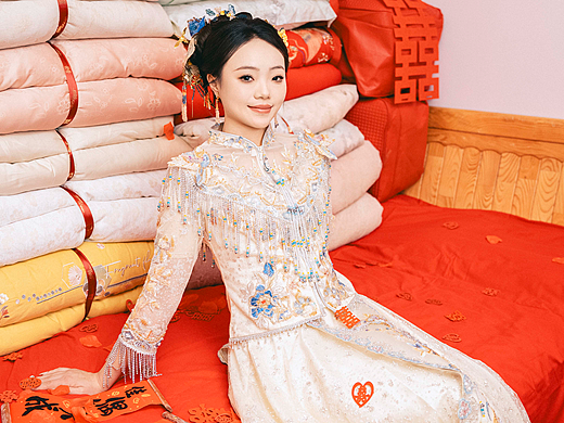 做最美的新娘-婚礼跟拍(观山湖-开阳)