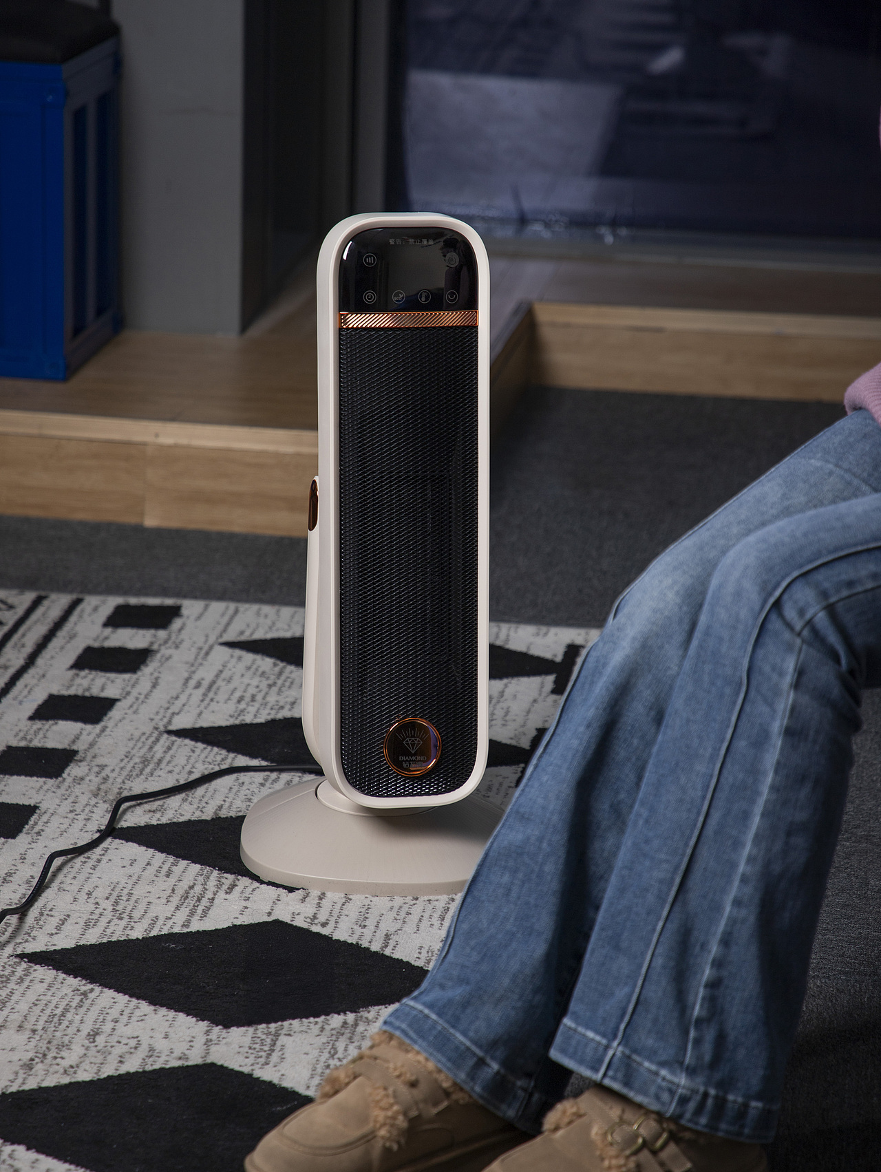 有间|钻石牌智能取暖器加湿款AI智能语音遥控