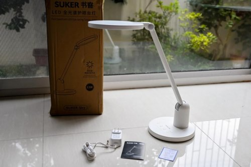 护眼灯排名前十的品牌有哪些？年度权威榜单出炉，护眼效果超强！