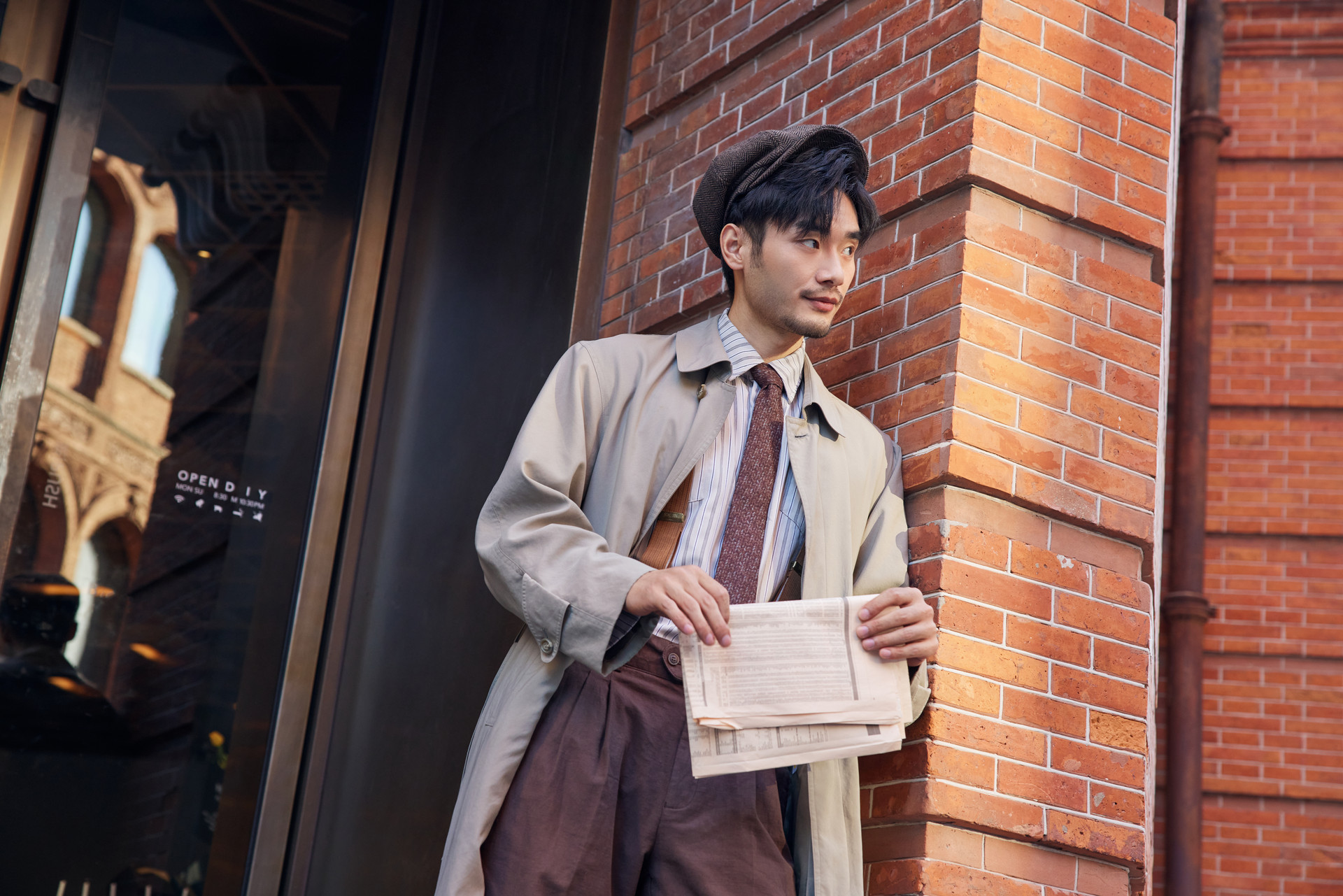 冬天又油又干不敢乱用？览邦男士洗面奶：油皮不油、干皮不干，洗完水润Q弹超自信 