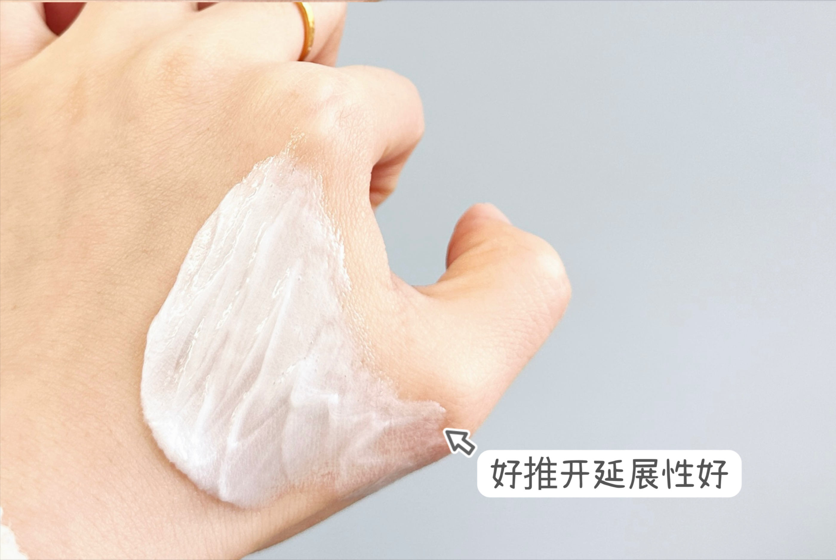 冬天又油又干不敢乱用？览邦男士洗面奶：油皮不油、干皮不干，洗完水润Q弹超自信 