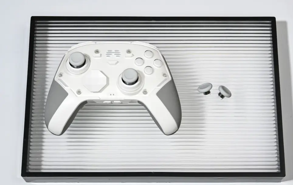 2026年新手怎么选择游戏手柄?热门手柄功能对比!