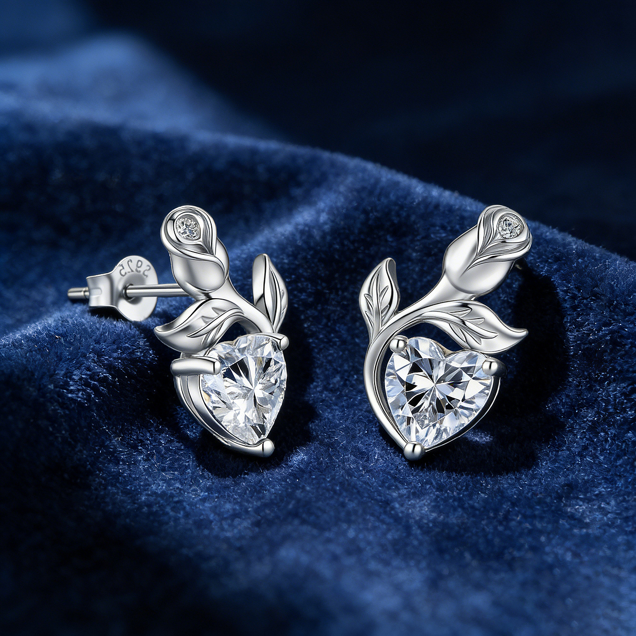 珠宝饰品拍摄|耳钉耳饰手拿拍摄|耳环模特拍照支持寄拍（图ZNDAwMjg5NTg4） - 产品摄影 - 站酷设计师唯静设计原创素材 - 站酷ZCOOL