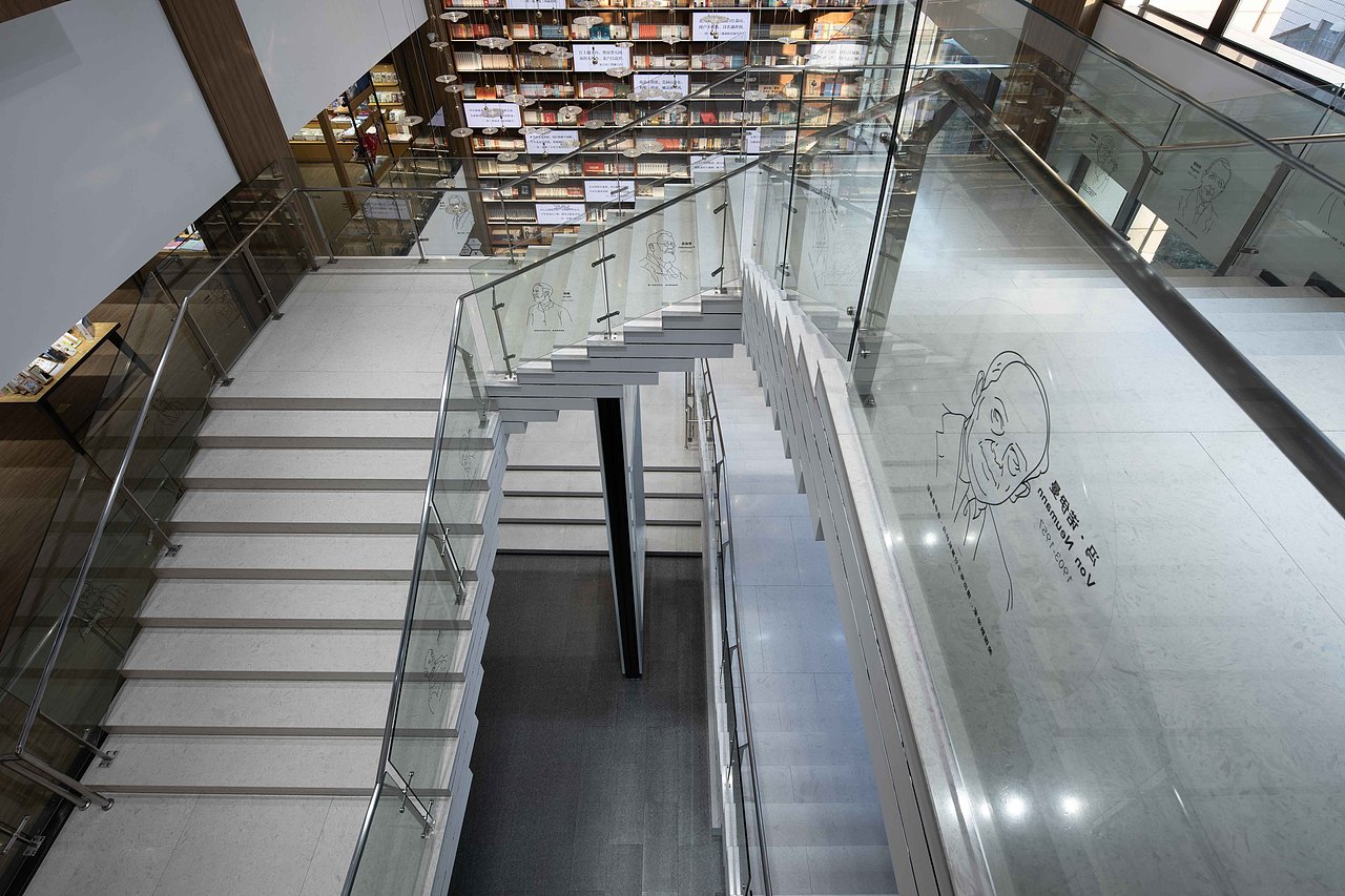 书店设计｜杭州最早的新华书店（图ZNDAwMzcwNjU2） - 品牌 - 站酷设计师风和日例原创素材 - 站酷ZCOOL