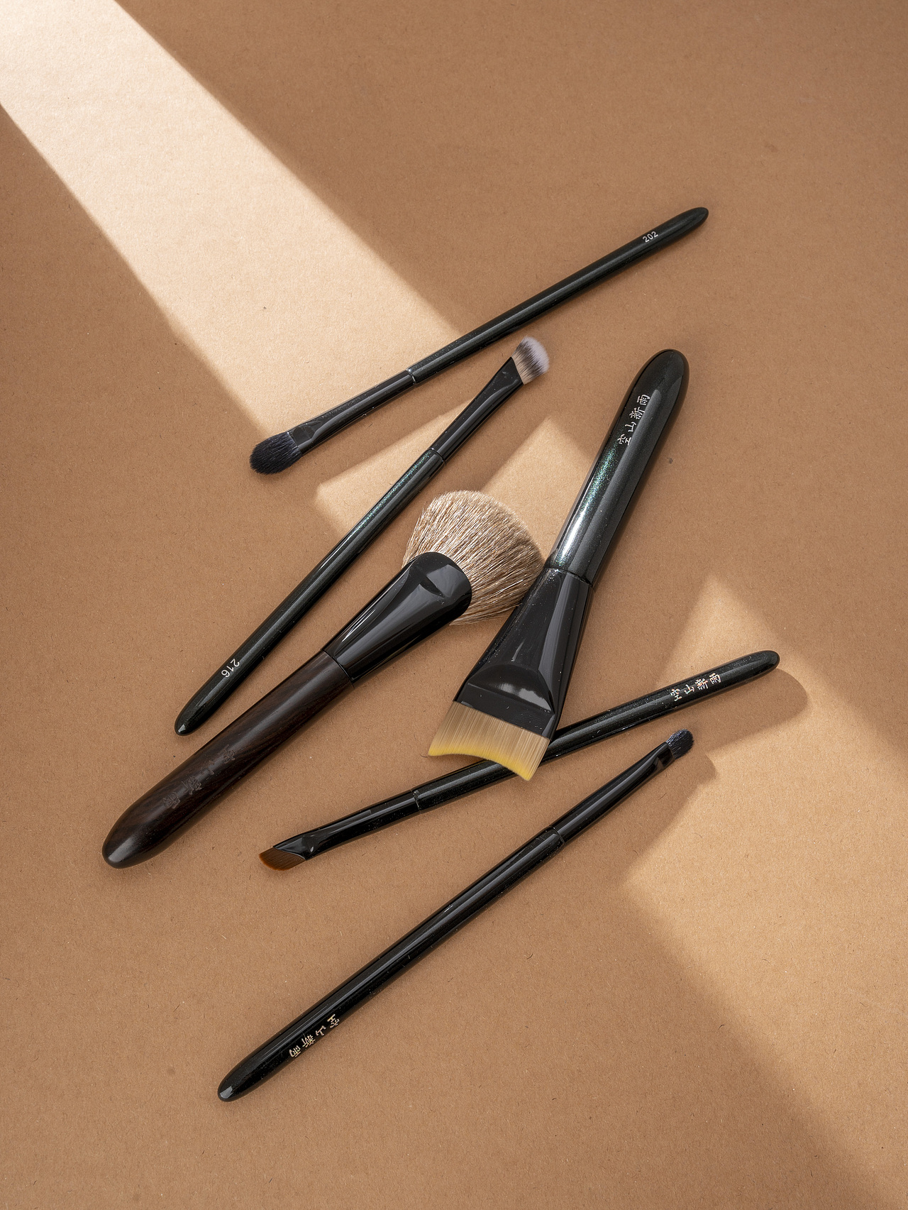 化妆刷（图ZNDAwMzk5NjI0） - 产品摄影 - 站酷设计师姚曳86原创素材 - 站酷ZCOOL