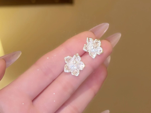 耳钉短视频丨麦图摄影丨短视频丨抖音视频丨小红书视频