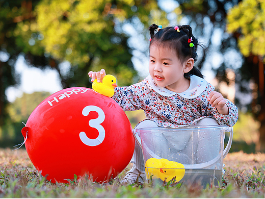 深圳石岩湿地公园草坪写真|捕捉一只三岁小精灵🌿