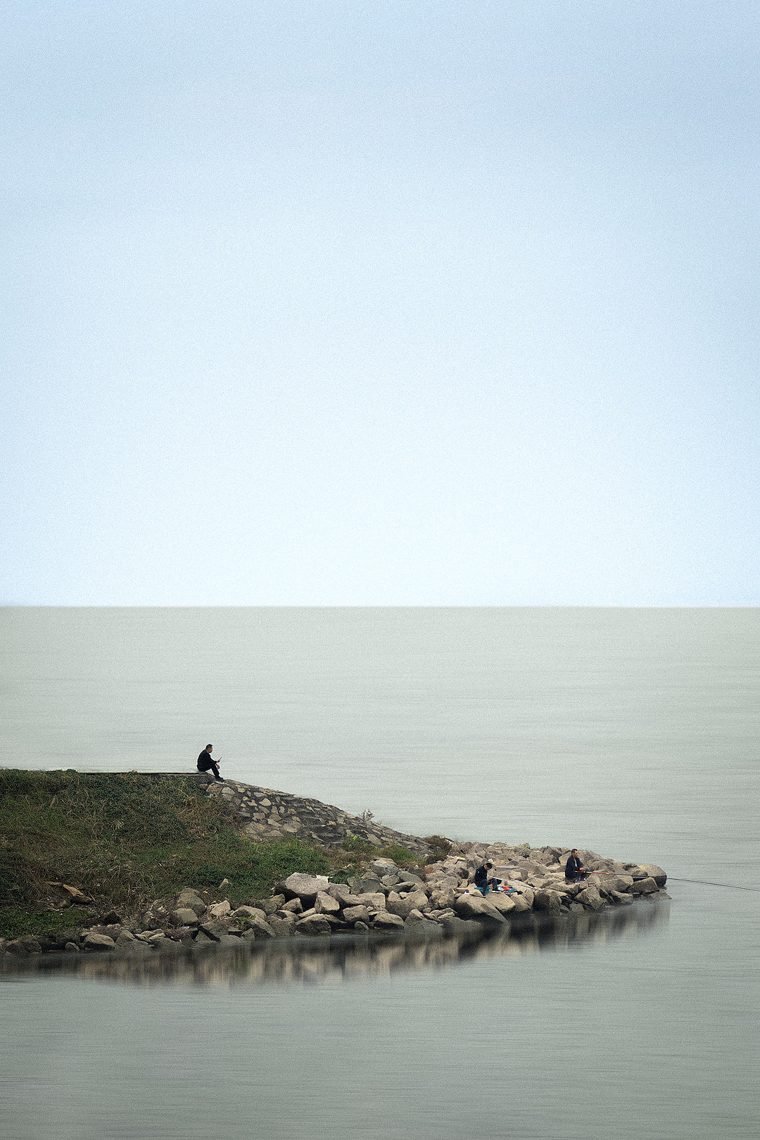 把湖的溫柔，揉進鏡頭里（圖ZNDAwNDkxNTU2） - 風(fēng)光攝影 - 站酷設(shè)計師筆頭啊原創(chuàng)素材 - 站酷ZCOOL