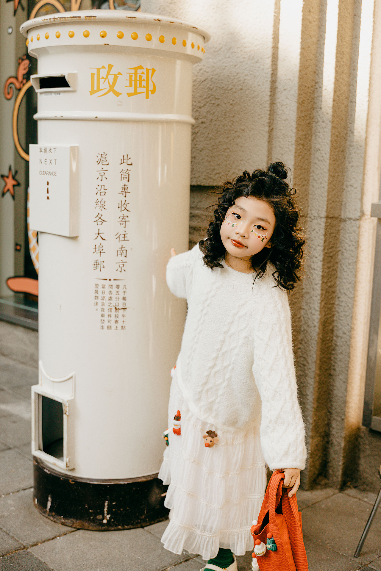 月亮的25年圣诞（图ZNDAwNTE5MTA4） - 人像摄影 - 站酷设计师九堡刘德华原创素材 - 站酷ZCOOL