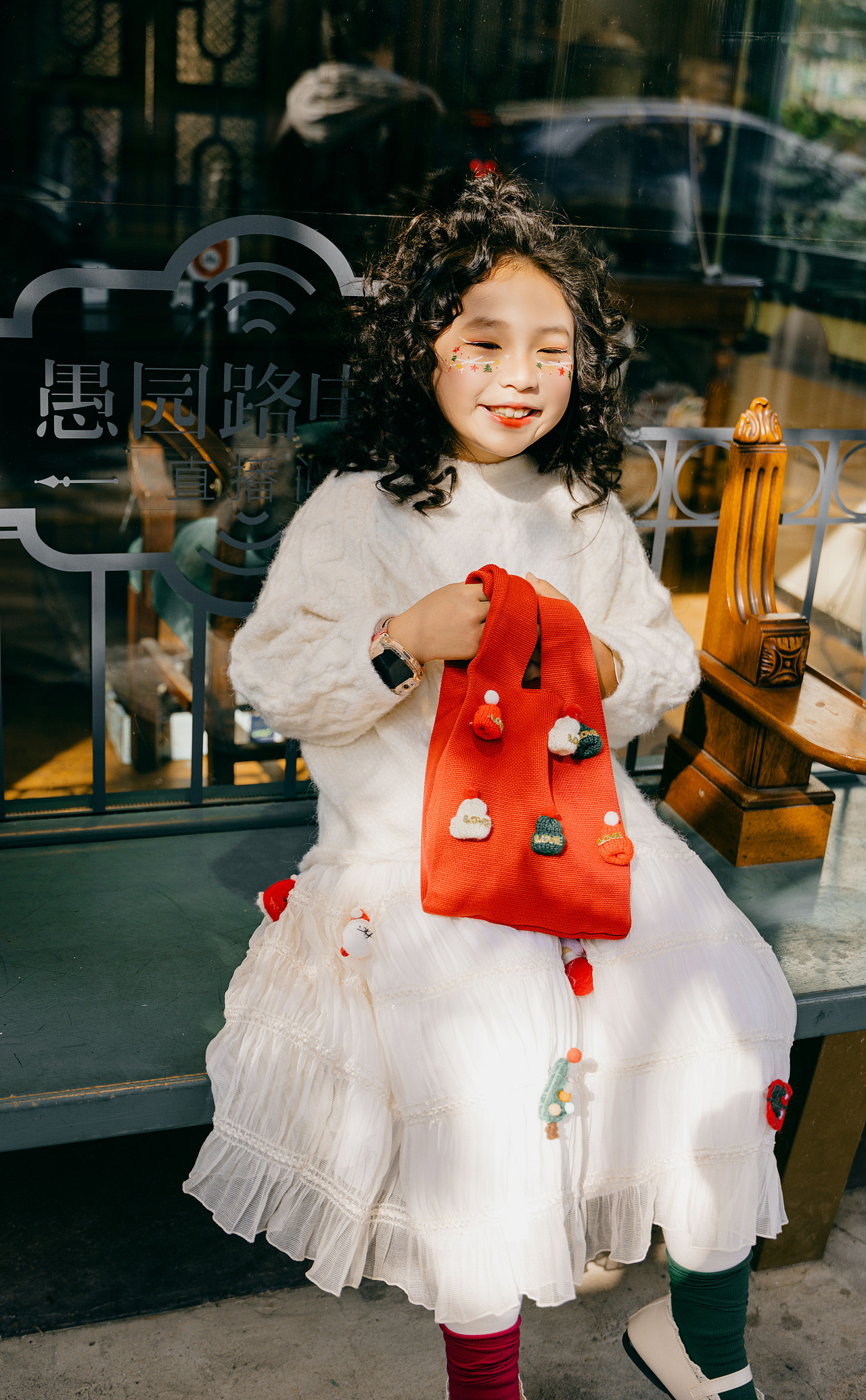 月亮的25年圣诞（图ZNDAwNTE5MTA0） - 人像摄影 - 站酷设计师九堡刘德华原创素材 - 站酷ZCOOL