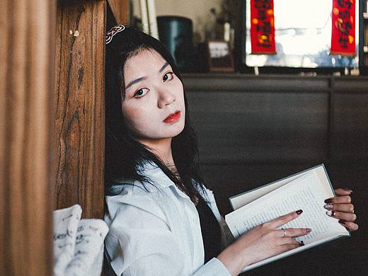 下午 咖啡 书店