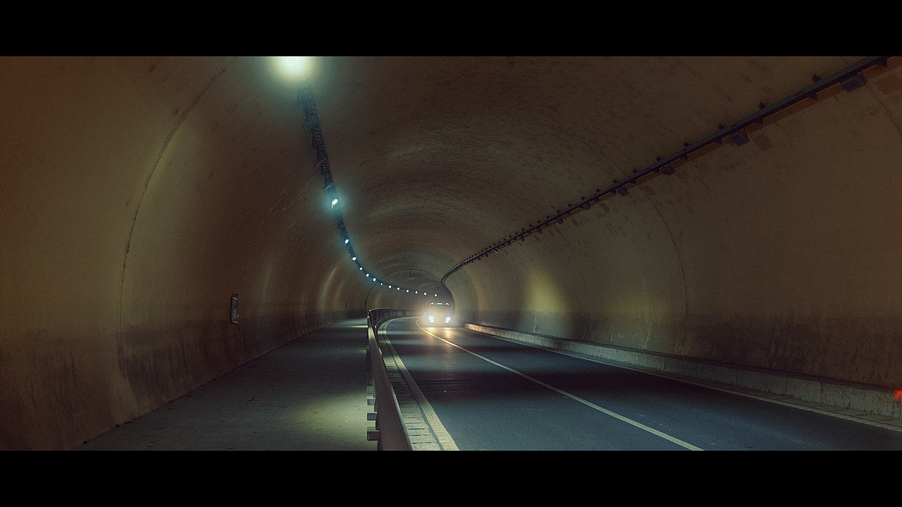 隧道烟影（图ZNDAwNTkxODQ0） - 人像摄影 - 站酷设计师非凡视觉设计123原创素材 - 站酷ZCOOL