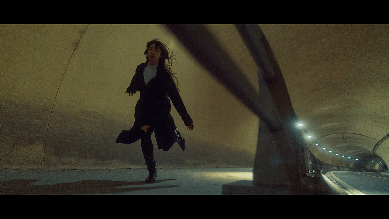 隧道烟影（图ZNDAwNTkxODY0） - 人像摄影 - 站酷设计师非凡视觉设计123原创素材 - 站酷ZCOOL