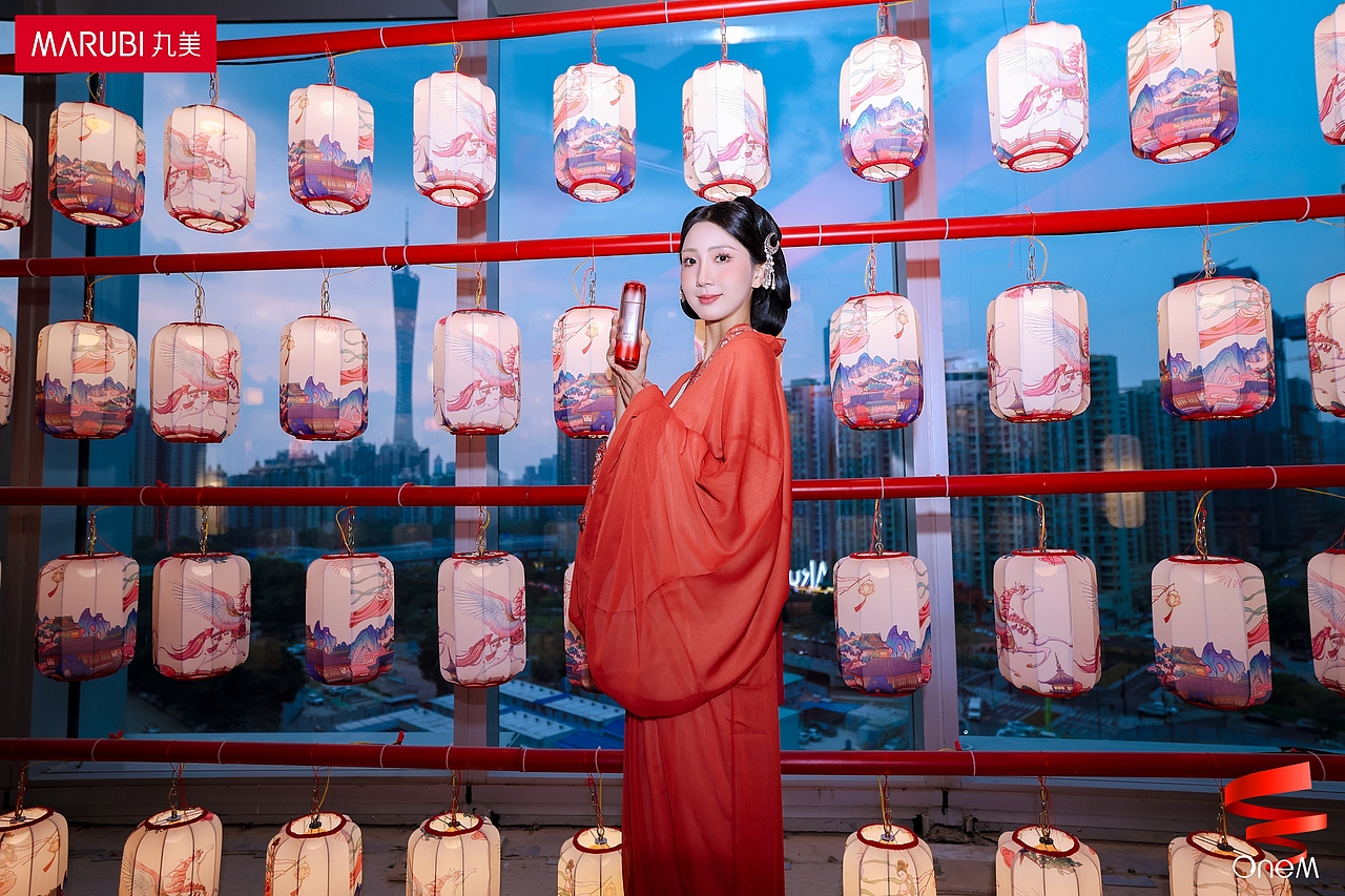 丸美x吴尧|以梦为马 美亦未央(图ZNDAwNTk5NDg4) - 商业插画 - 站酷设计师吴尧文化原创素材 - 站酷ZCOOL