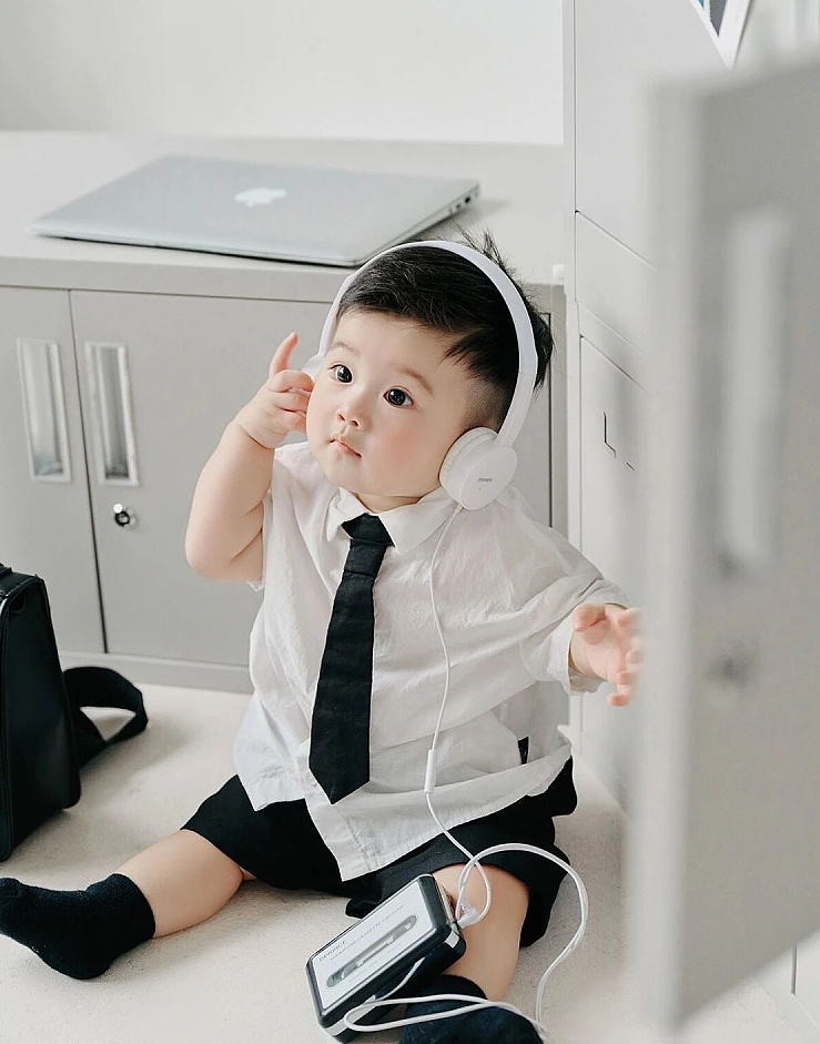 周岁男宝（图ZNDAwNTk5MDU2） - 人文/纪实摄影 - 站酷设计师挚纯baby瑶海店原创素材 - 站酷ZCOOL